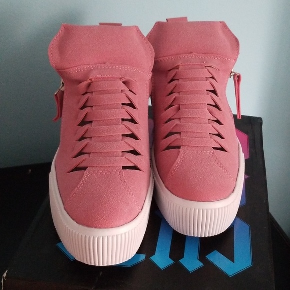 Cute to the Core pink ginger sneakers size 9 - Picture 3 of 6